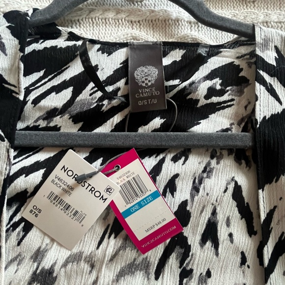 NEW! Vince Camuto Black and White Women's Wrap, Kimona, Ruana Style OSFM - Picture 14 of 16